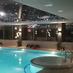 Klifowa Z Widokiem Na Morze I Basenem Apartament