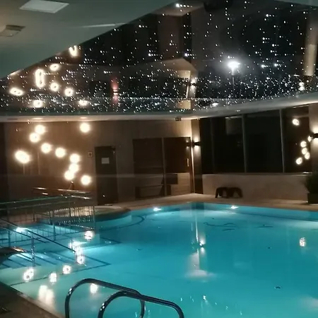 Klifowa Z Widokiem Na Morze I Basenem דירה *