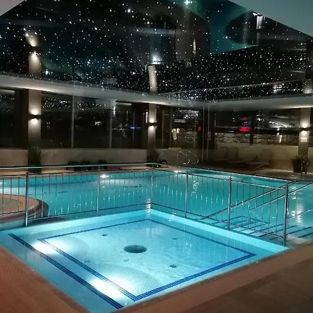 Apartment Klifowa Z Widokiem Na Morze I Basenem Rewal