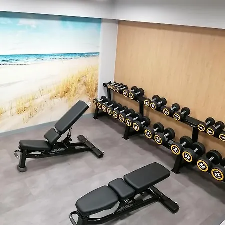 Klifowa Z Widokiem Na Morze I Basenem דירה *