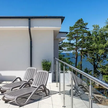 Klifowa Z Widokiem Na Morze I Basenem Apartment
