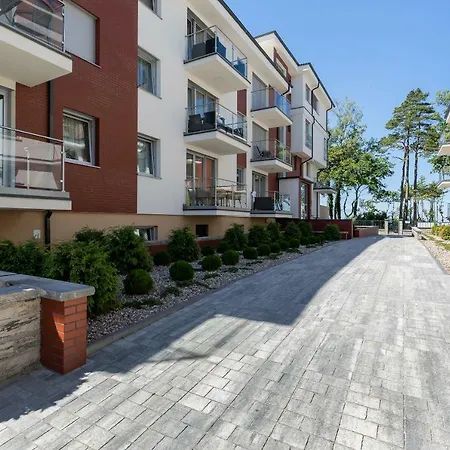 Klifowa Z Widokiem Na Morze I Basenem דירה