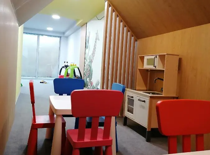 Klifowa Z Widokiem Na Morze I Basenem רבאל