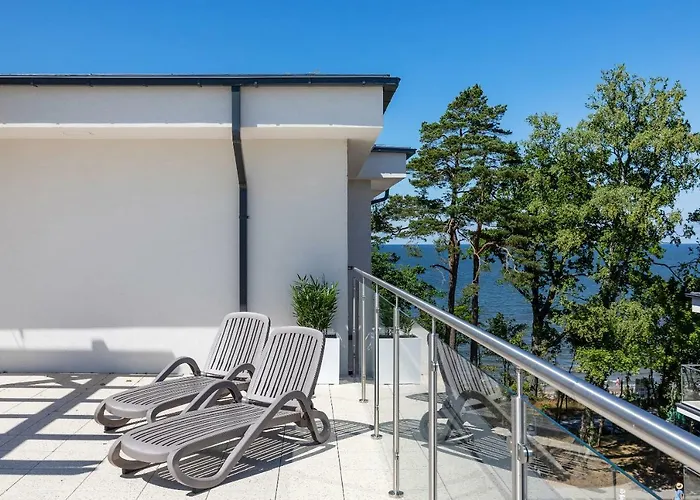 Klifowa Z Widokiem Na Morze I Basenem Apartment